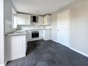Kitchen / Dining Room - click for photo gallery